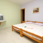 With A Parking Space Stari Grad, Hvar - 8780 Apartamento Stari Grad (Hvar)