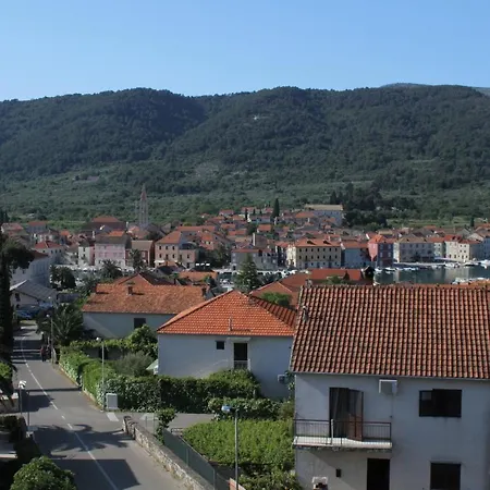With A Parking Space Stari Grad, Hvar - 8780 Stari Grad (Hvar)