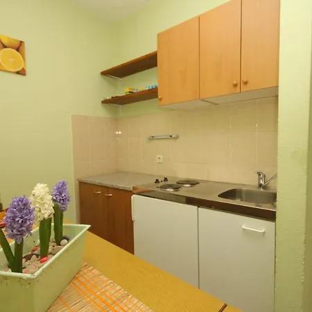 Апартаменты With A Parking Space Stari Grad, Hvar - 8780 *