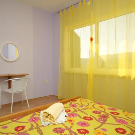 With A Parking Space Stari Grad, Hvar - 8780 Апартаменты *